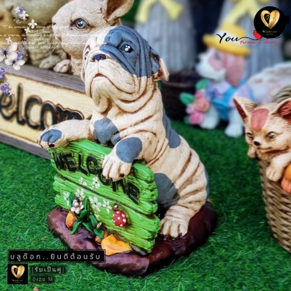 น้องหมาถือป้าย welcome ตุ๊กตาปูนปั้นสีสันสดใสน่ารักสำหรับตกแต่งบ้านและสวน - Image 3